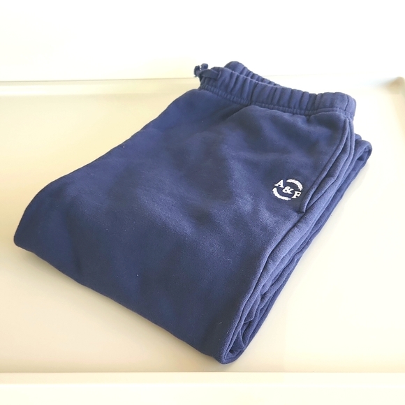 Abercrombie & Fitch Kids navy blue sweatpants - Picture 6 of 6